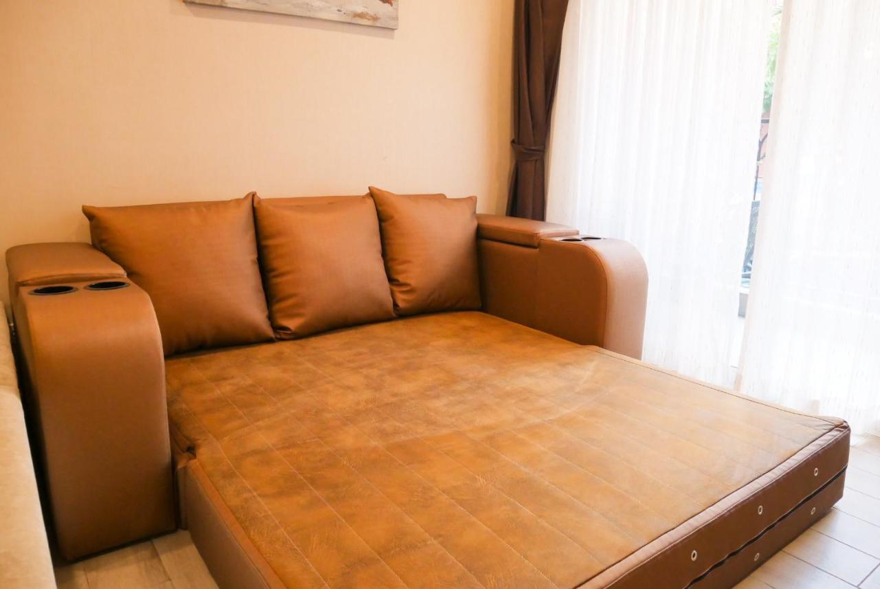 Seven Seas Resort Pattaya & Sofa Bed ジョムティエンビーチ エクステリア 写真
